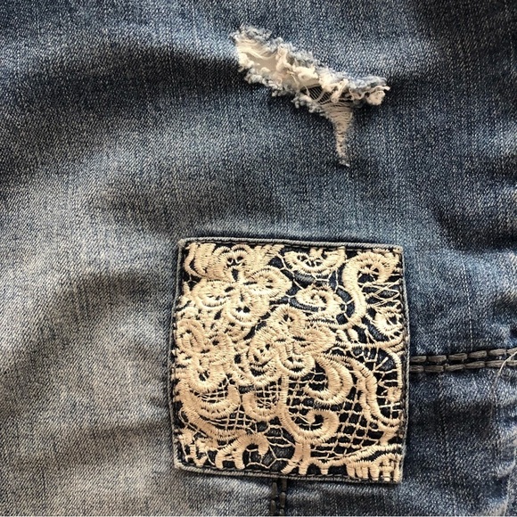 LOVE INDIGO cropped oversized jeans. Distressed, embroidered embellished summer - Picture 10 of 12